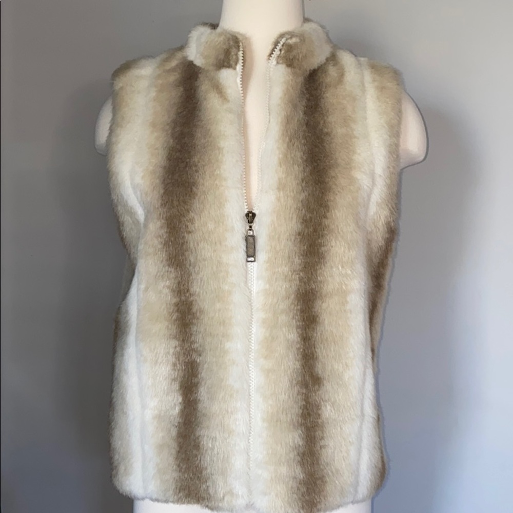 Designers Originals Furry Vest Size Petite PM